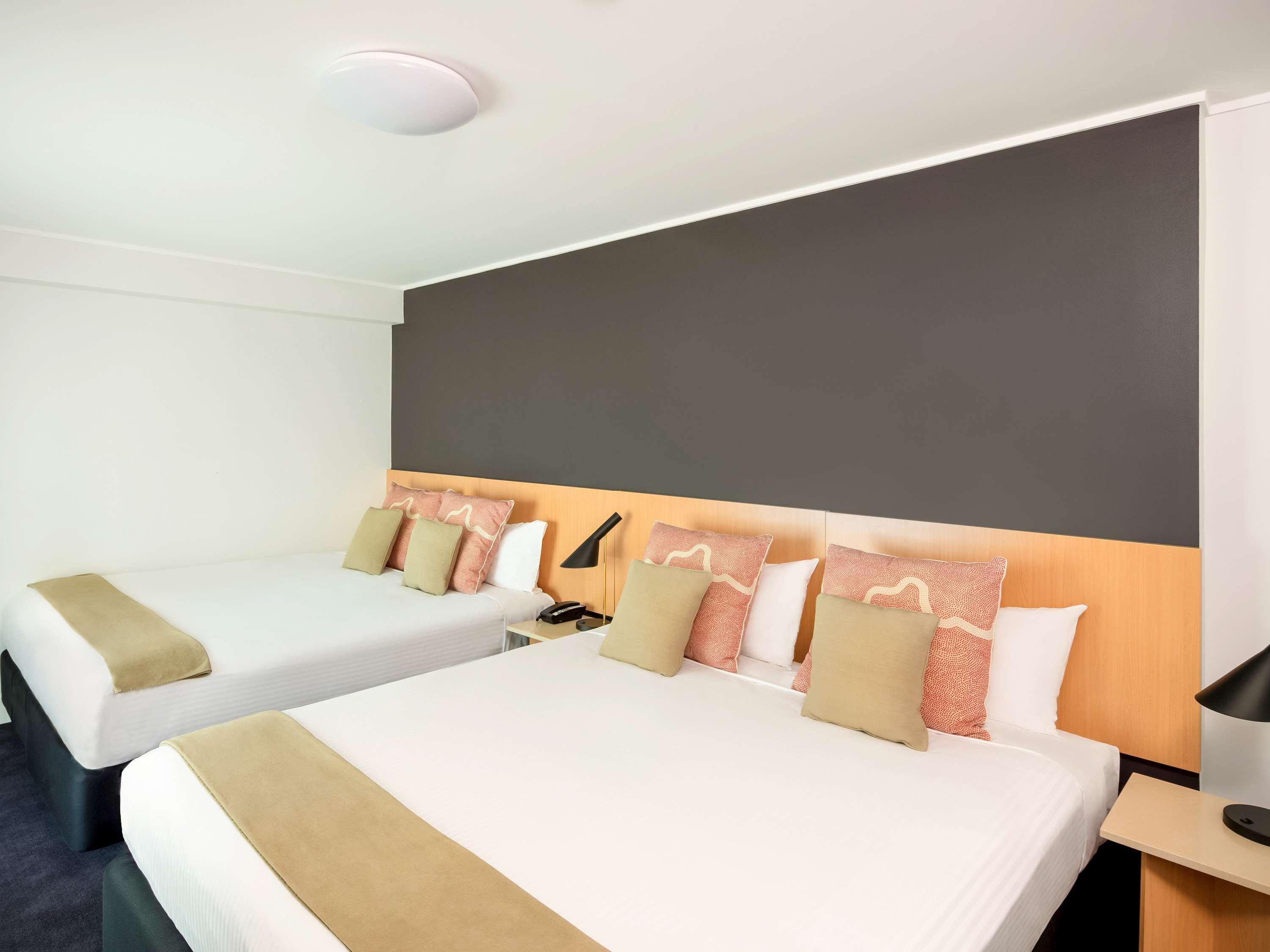 Ibis Sydney World Square Hotel Екстериор снимка