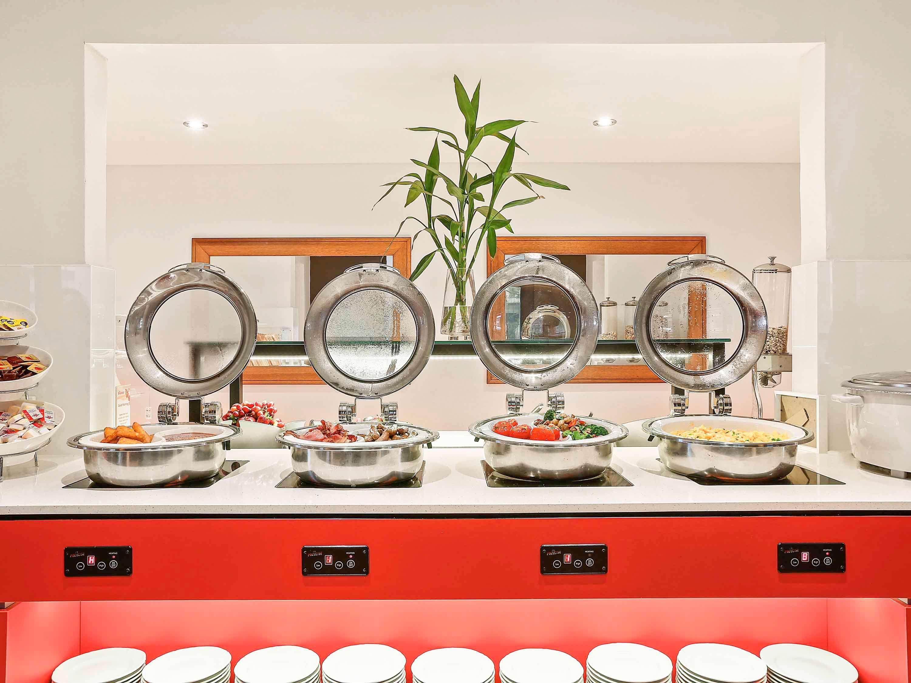 Ibis Sydney World Square Hotel Екстериор снимка